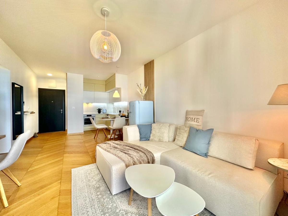 בודווה Feel The Spirit Apartment מראה חיצוני תמונה